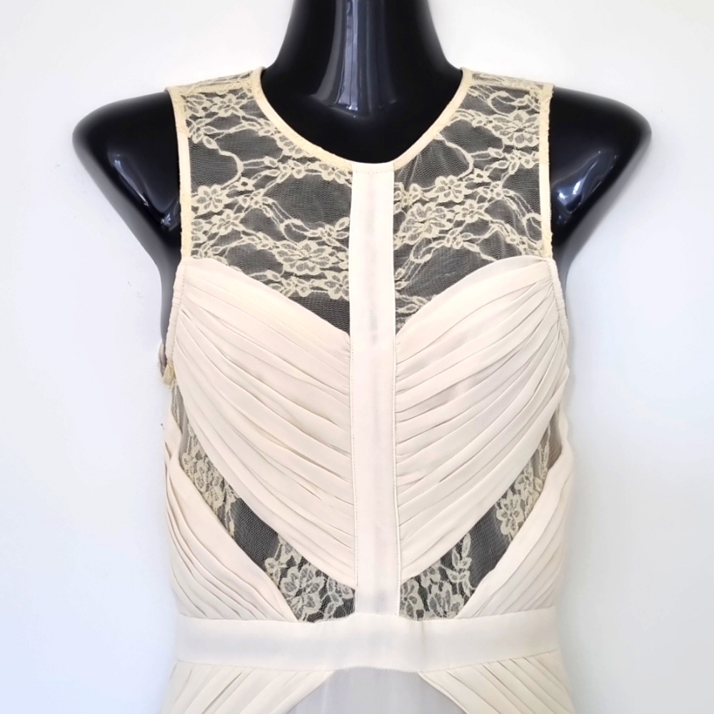 Jarlo, cream long formal dress, lace details, lined, sheer overlay, size 6 - Picture 2 of 12
